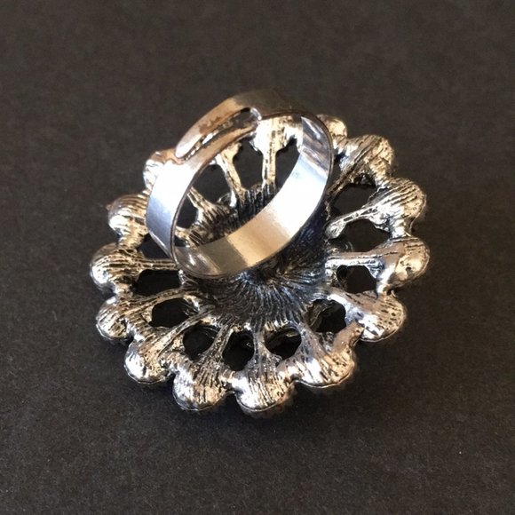 Set of 3 Rhinestone Fashion Rings - Picture 3 of 12